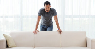 Comprou um sofá novo? Veja algumas dicas e truques de como mantê-lo conservado por muito tempo! 2
